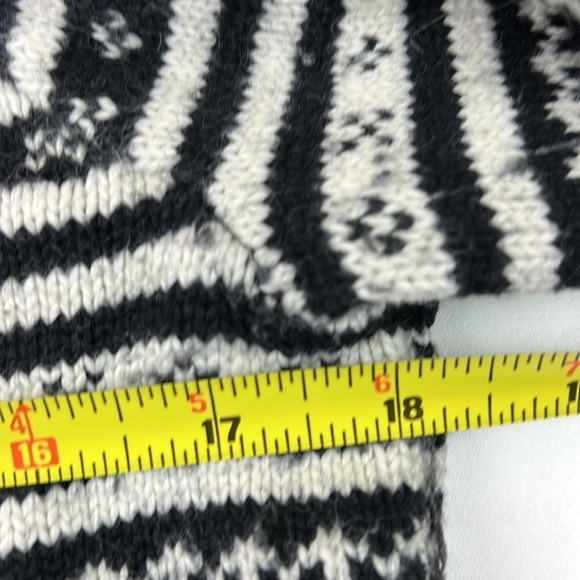 Northern Reflections Nordic Pattern Full Zip Sweater - Picture 5 of 8